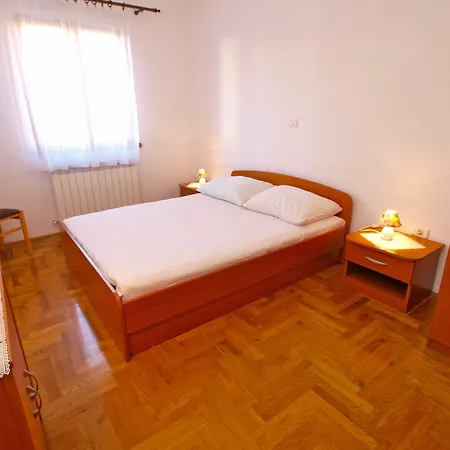 Fumica 954 Pula
